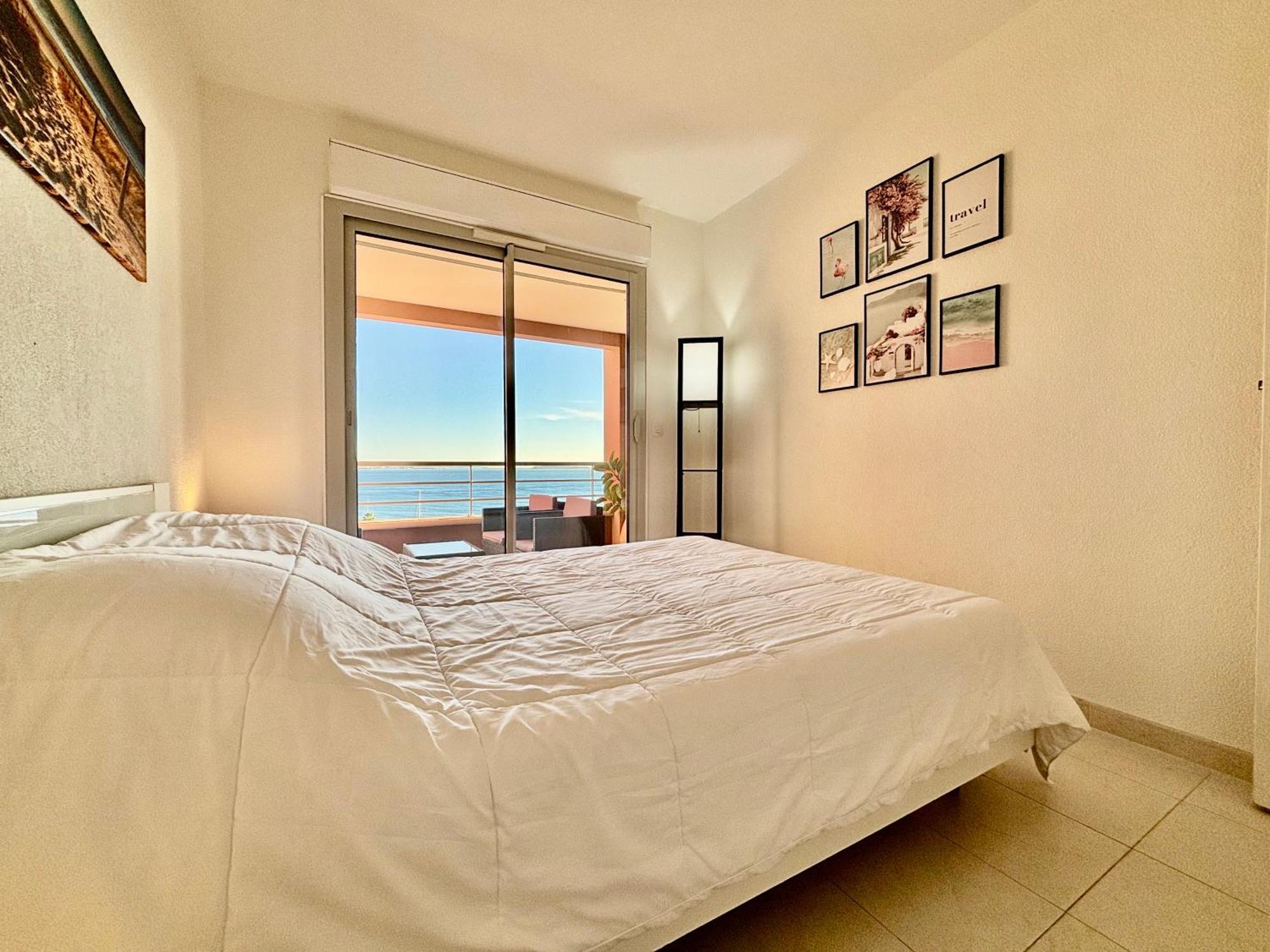 Apartment Superbe 3 Pieces Sur La Baie De Theoule-sur-Mer